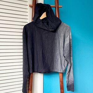Lululemon Varsa Hoodie Cropped in Black Obsidian